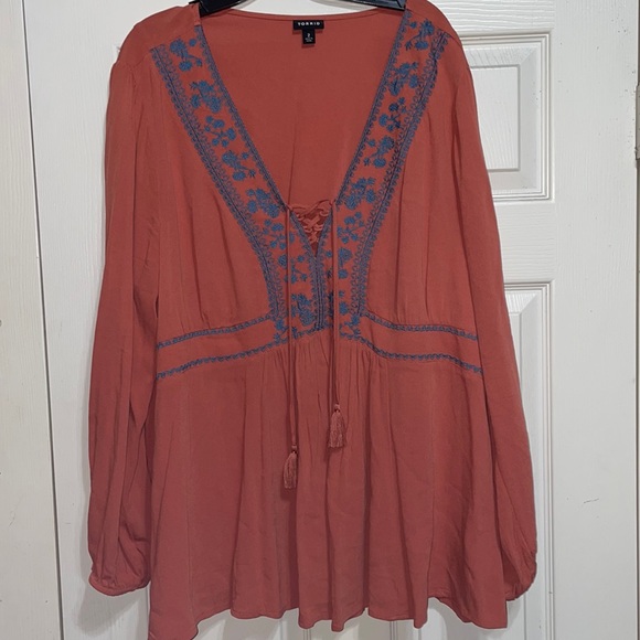 torrid Tops - Salmon torrid long sleeve shirt!